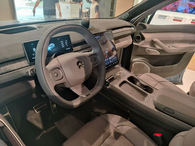 Nio ES7