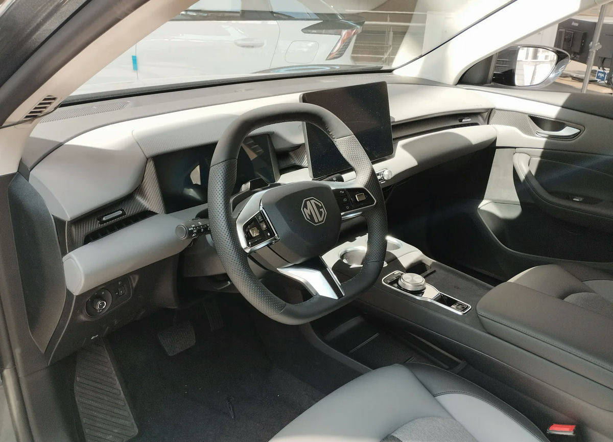 MG MGS5 EV