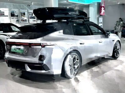 Lynk & Co 07 GT