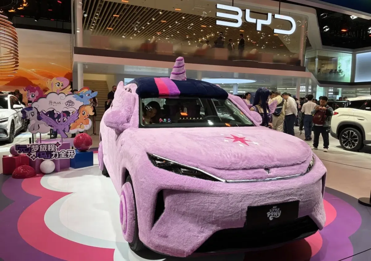 BYD przejmie część fabryki Volkswagena w Dreźnie? Chiński gigant prowadzi rozmowy