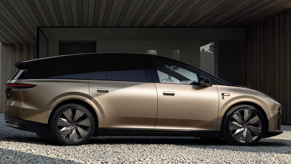 Li Auto i9 – flagowy SUV z ładowaniem 5C. Cena od 160 000 zł, premiera we wrześniu 2026