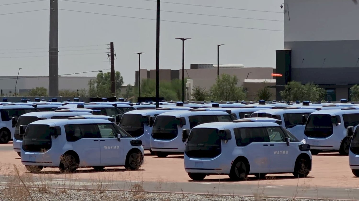Mimo 102,5% ceł Waymo sprowadziło do USA ponad 3,2 tys. robotaksówek Zeekr Ojai