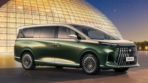 BAIC Arcfox Wendao V9 EREV MPV: przedsprzedaż od 129 tys. zł, 8000 zamówień w 48 godzin