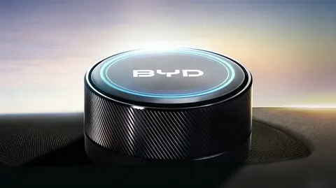 BYD Great Tang debiutuje z Xiaomi Smart Button. Zasięg 950 km i 100 000 zamówień