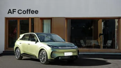 BAIC Arcfox odświeża Beta T1: rywal Geely Xingyuan od 34 540 PLN