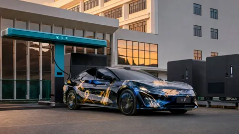 BYD Wielki Han – oficjalne zdjęcia flagowego sedana klasy D. Wydłużone nadwozie i nowa jakość