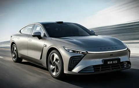 Nowy Chery Exeed Exlantix ES 2026: napęd AWD, 4,9 s do 100 km/h i przedsprzedaż od 10 czerwca