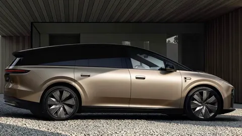 Li Auto i9 – flagowy SUV z ładowaniem 5C. Cena od 160 000 zł, premiera we wrześniu 2026