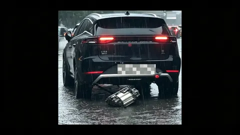 BYD Tang w głębokiej powodzi: oderwana osłona, nie silnik. Fakt czy mit?