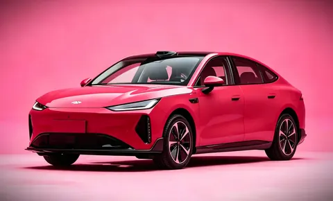Chery Fulwin A9 zebrał 18 173 zamówień w 72 godziny. Cena startowa w Chinach od 68 400 zł