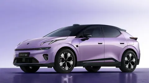 Lynk & Co 02 w nowej odsłonie: pierwszy z rewolucyjnym napędem Geely 16 w 1 o sprawności 93,8%