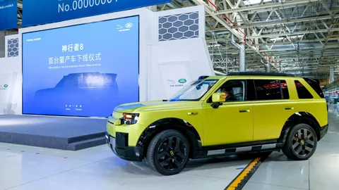 Freelander 8 EREV zjechał z linii w Chinach. CJLR wraca po kryzysie sprzedaży