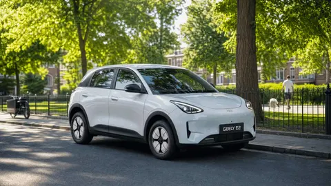 Geely E2: zamówienia w Europie ruszyły. Elektryczny hatchback za 83 807 zł, tańszy od BYD Dolphin Surf