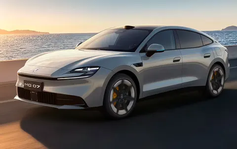 MG 07 PHEV oficjalnie debiutuje z zasięgiem 245 km na prądzie i 1745 km łącznie