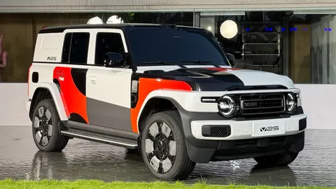 Chery iCaur V25 ujawniony w Chinach. EREV-owy crossover zadebiutuje w 2025 roku