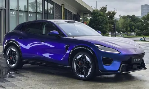 Chery Luxeed RX zaprojektowany przez byłego projektanta Ferrari: 586 KM, przedsprzedaż startuje 20 sierpnia