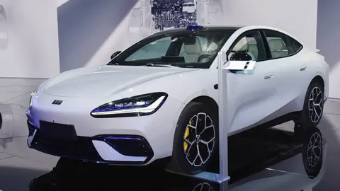 Geely Galaxy TT debiutuje od 76 400 zł. Elektryczny sedan 800 V, od 329 KM, 3,8 s do setki i do 725 km zasięgu