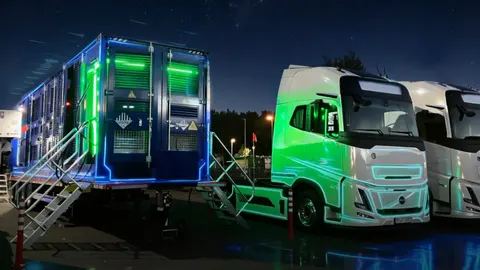 CATL i DHL łączą siły. Skalowalne ładowanie i wymiana baterii mają przyspieszyć elektryfikację europejskiej logistyki